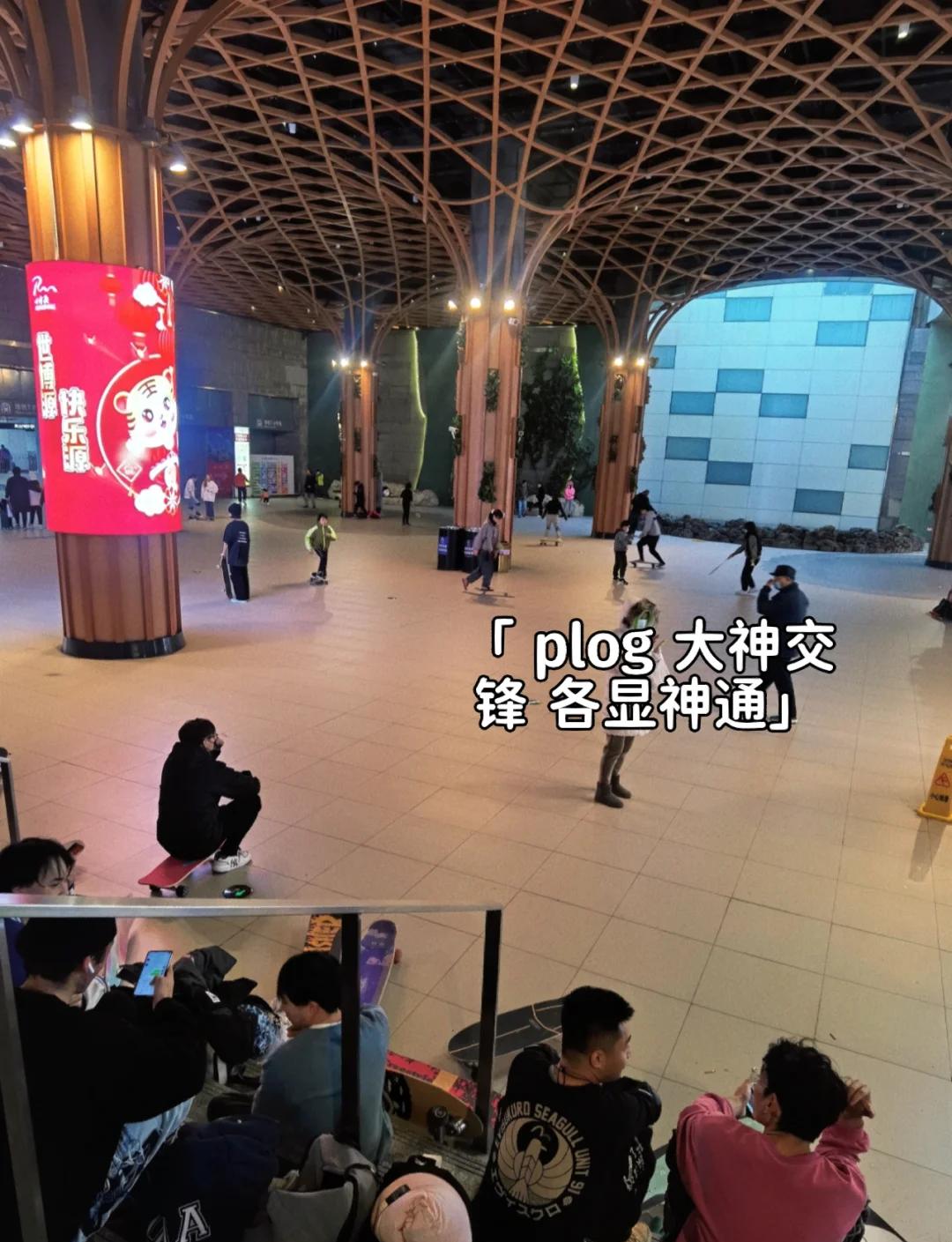 东风战神在刀塔赛事中秀翻全场，评论席掌声连连