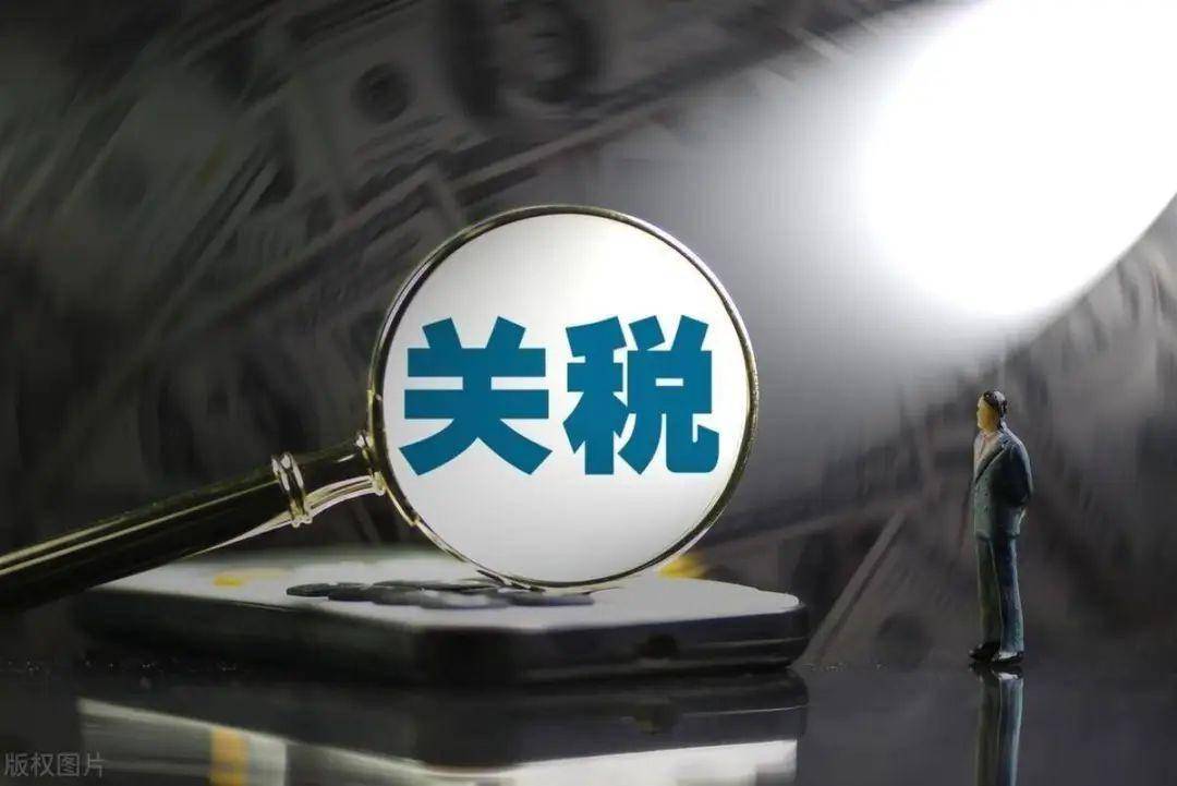 印度产iPhone对美出口占比飙升至97%，3月创13亿美元峰值的简单介绍